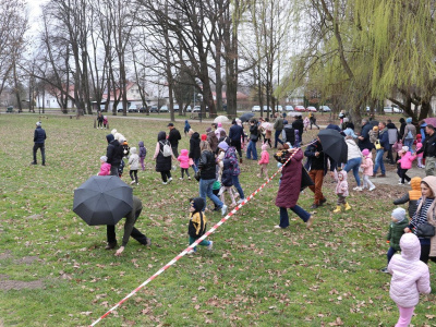 W Oleszycach poszukiwali wielkanocnych jajek [ZOBACZ ZDJĘCIA]