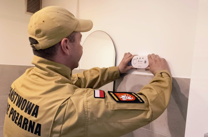 Czujki ratują życie. Strażacy prowadzą ważną akcję w powiecie lubaczowskim