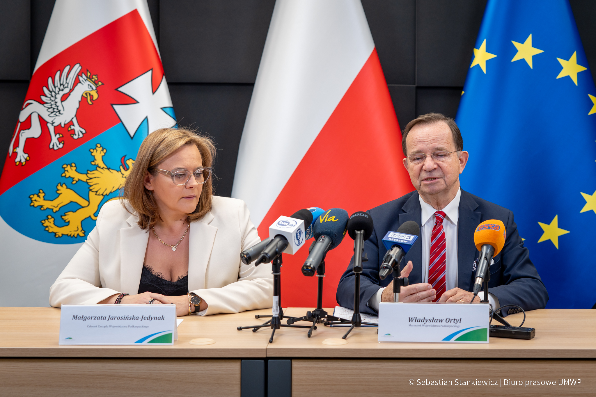 Małgorzata Jarosińska-Jedynak oraz Władysław Ortyl fot. Biuro Prasowe UMWP