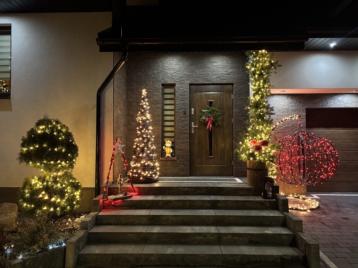 Najpiękniejsze iluminacje świąteczne w Gminie Cieszanów - II miejsce: Agnieszka Kowal z Niemstowa