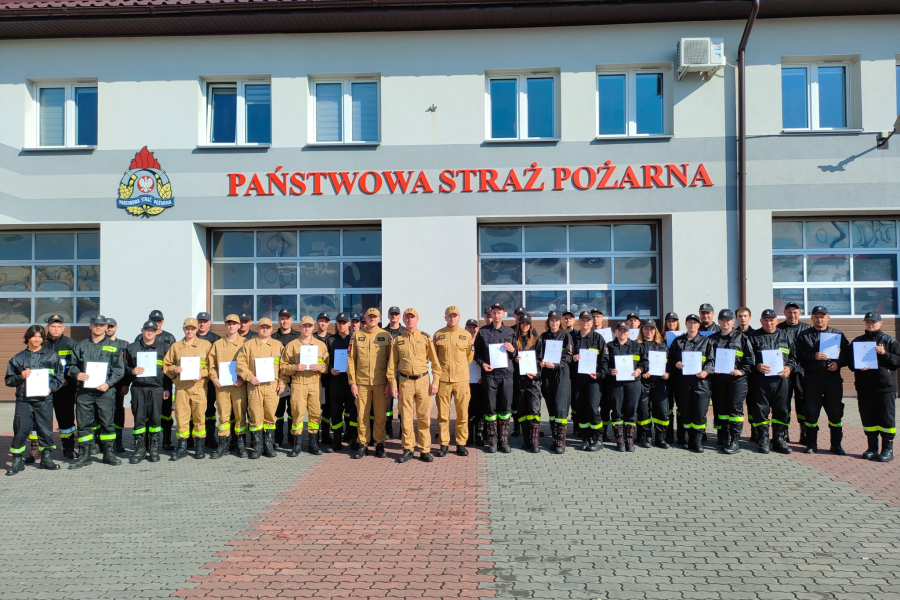 Szkolenie zakończone. Nowi strażacy ochotnicy z powiatu lubaczowskiego gotowi do akcji