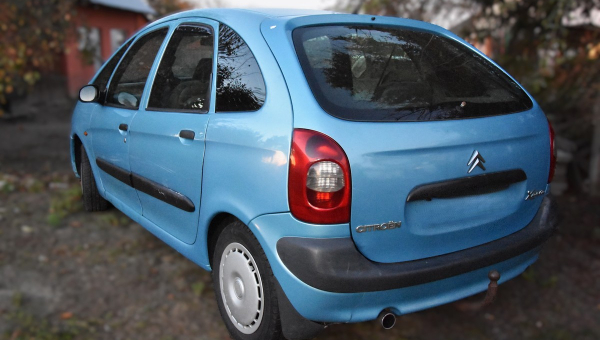 Zabrał auto byłej partnerce i nie chciał oddać. W akcji policja