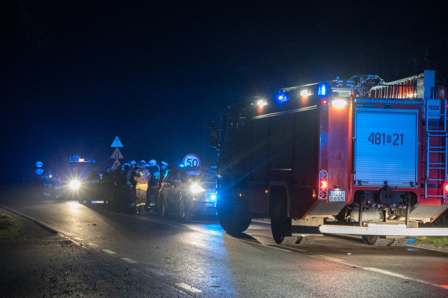 Zderzenie trzech aut na trasie Dachnów – Futory [ZDJĘCIA]