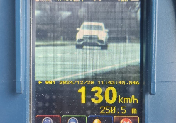  Jechał 130 km/h w terenie zabudowanym – stracił prawo jazdy i zapłaci wysoki mandat