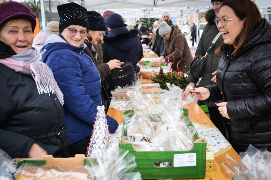 Lubaczowski Rynek pełen świątecznych atrakcji [ZDJĘCIA]