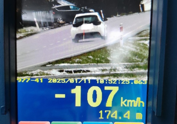 Zalesie: Przekroczył prędkość o 57 km/h. Stracił prawo jazdy