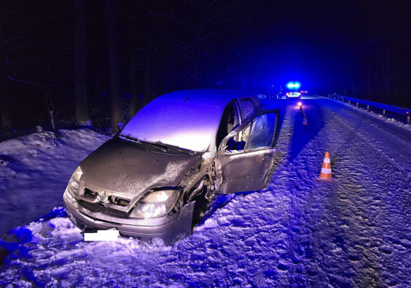 Zderzył się z ciężarówką i próbował uciec. Zatrzymali go świadkowie