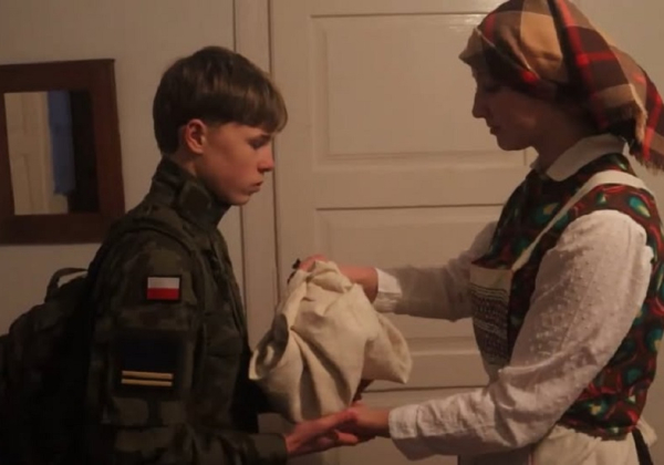 „W hołdzie poległym” – wyjątkowy projekt uczniów Zespołu Szkół w Lubaczowie [VIDEO]