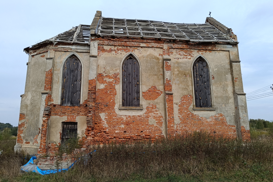 Kończą się prace renowacyjne zabytkowego kościółka w Hruszowie