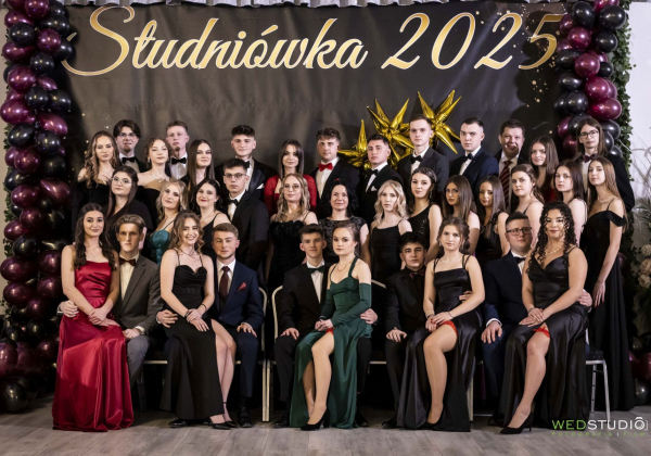Studniówka maturzystów Zespołu Szkół w Lubaczowie [ZOBACZ ZDJĘCIA]