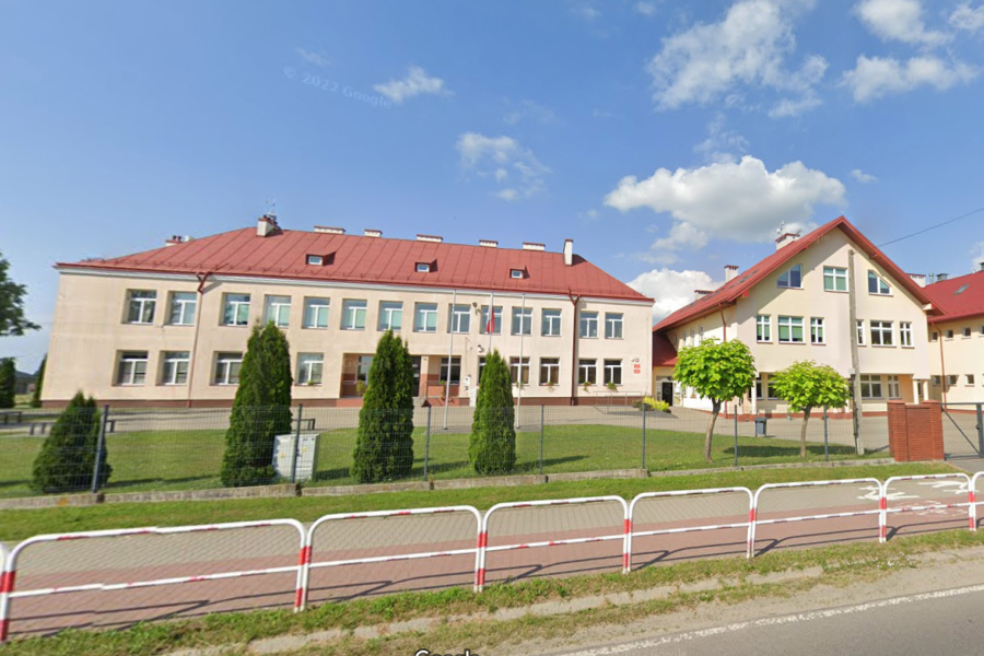 14 ofert na przebudowę Szkoły Podstawowej w Lisich Jamach