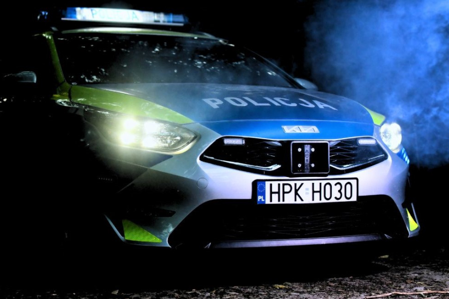 Jechał mimo cofniętych uprawnień – o jego losie zdecyduje sąd