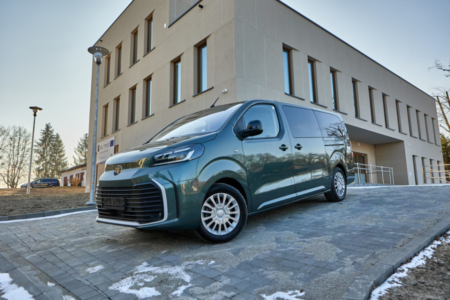 Nowy samochód dla Środowiskowego Domu Samopomocy w Horyńcu-Zdroju