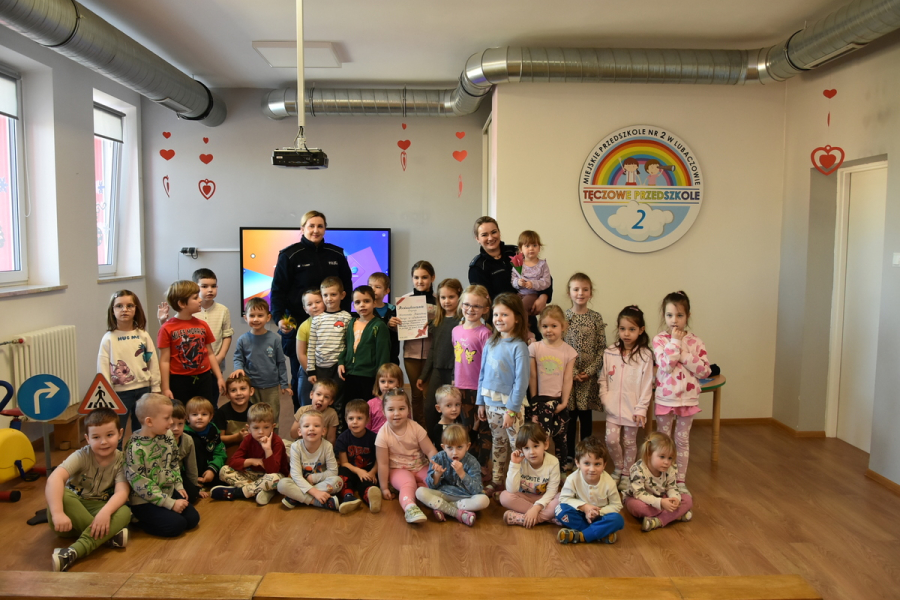 Bezpieczeństwo na pierwszym miejscu. Policjantki w „Tęczowym Przedszkolu”