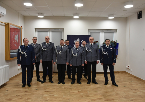 Lubaczowska komenda żegna doświadczonych policjantów - po latach służby przechodzą na emeryturę