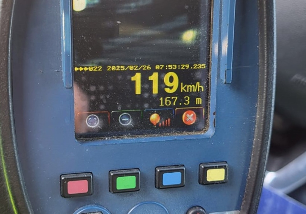 38-latek pędził 119 km/h w terenie zabudowanym. Stracił prawo jazdy