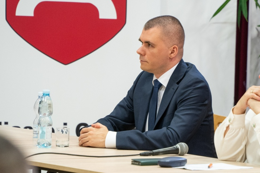 Niespełnione obietnice? Burmistrz Oleszyc odpowiada na zarzuty