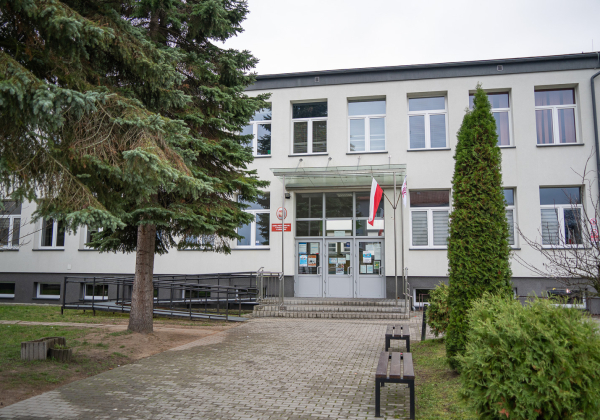 Konkurs na stanowisko dyrektora Szkoły Podstawowej nr 2 w Lubaczowie