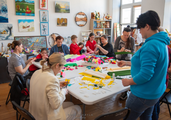 Kolorowe przygotowania do świąt. Wielkanocne warsztaty w Galerii Sztuki [ZDJĘCIA]