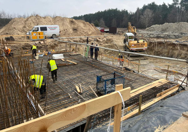 Trwa rozbudowa oczyszczalni ścieków w Załużu za ponad 17 mln złotych [ZDJĘCIA]