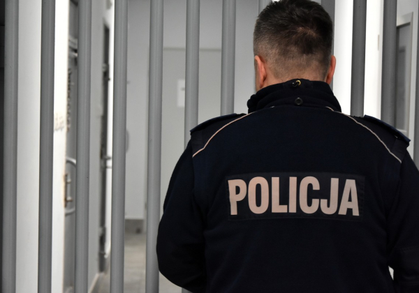 Włamanie w Nowej Grobli. Młodzi mieszkańcy powiatu w rękach policji