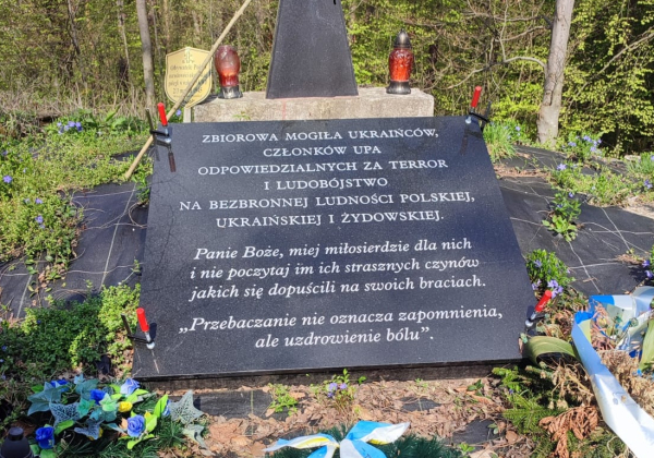 Konserwator zabytków nakazał przywrócić pierwotny wygląd pomnika UPA w Monasterzu