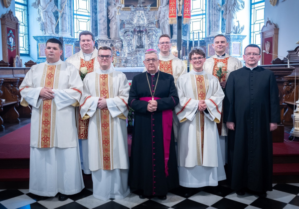 Trzech nowych diakonów w diecezji – wśród nich Krystian Skiba z Załuża