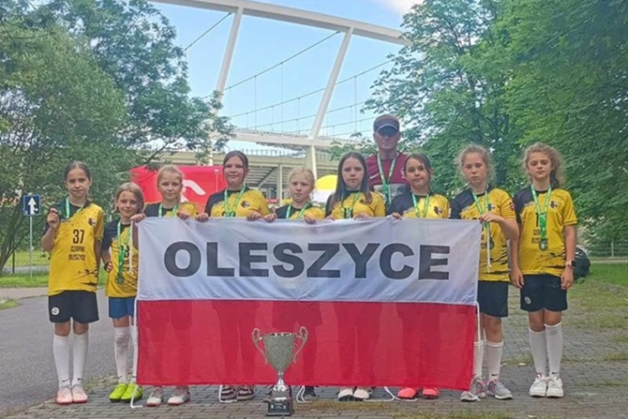 Siódme miejsce w Polsce! Sukces piłkarek z Oleszyc na Pucharze Tymbarku