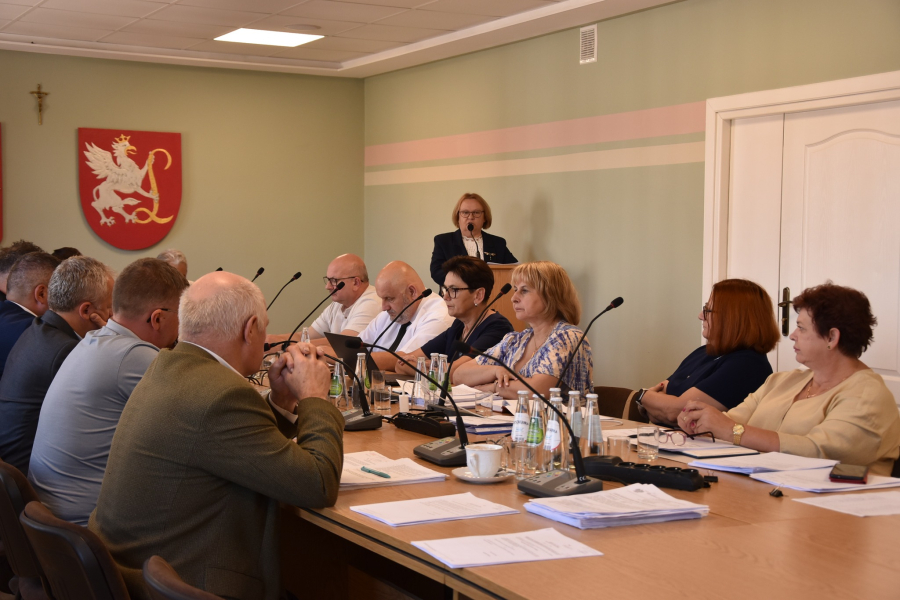 "Razem możemy więcej". Wotum zaufania i absolutorium dla Zarządu Powiatu Lubaczowskiego