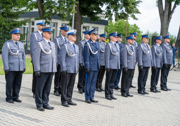 Święto Policji w Lubaczowie: awanse i podziękowania za służbę [ZOBACZ ZDJĘCIA]