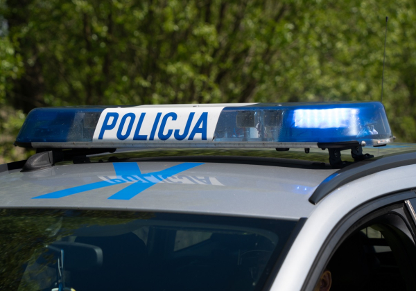 Jechał slalomem po drodze. Był pijany? 