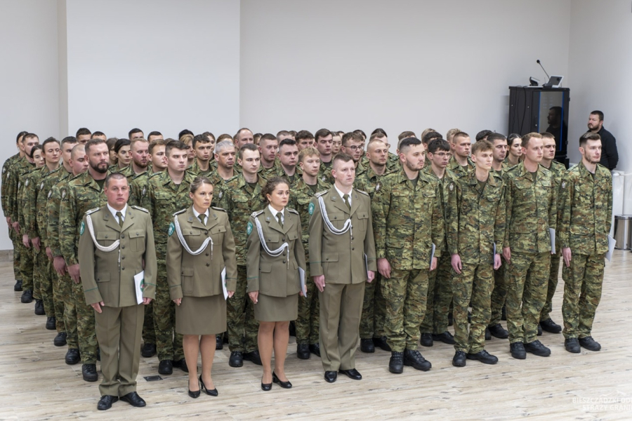 Nowi chorążowie i kaprale w Bieszczadzkim Oddziale Straży Granicznej [ZDJĘCIA]