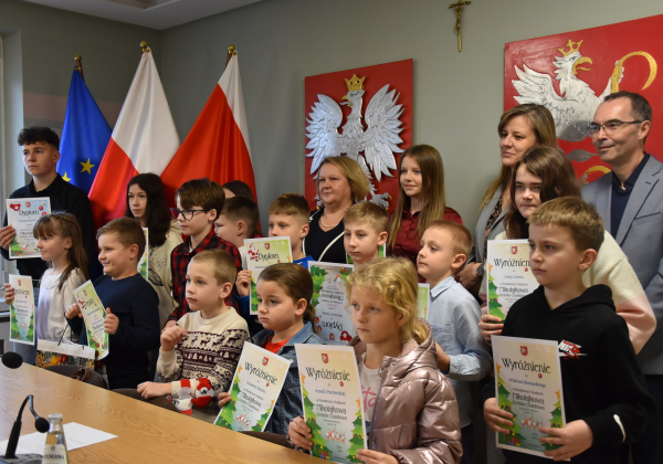 „Mikołajkowa Ozdoba Choinkowa” - znamy laureatów powiatowego konkursu