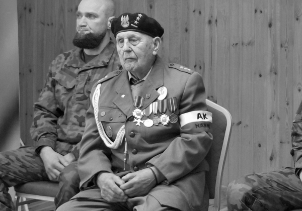 Zmarł porucznik Władysław Wolańczyk - ostatni żołnierz Armii Krajowej Kompanii Narol