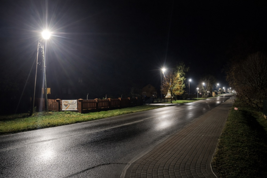 Modernizacja oświetlenia w gminie Stary Dzików. Jeden etap zakończony, drugi na finiszu