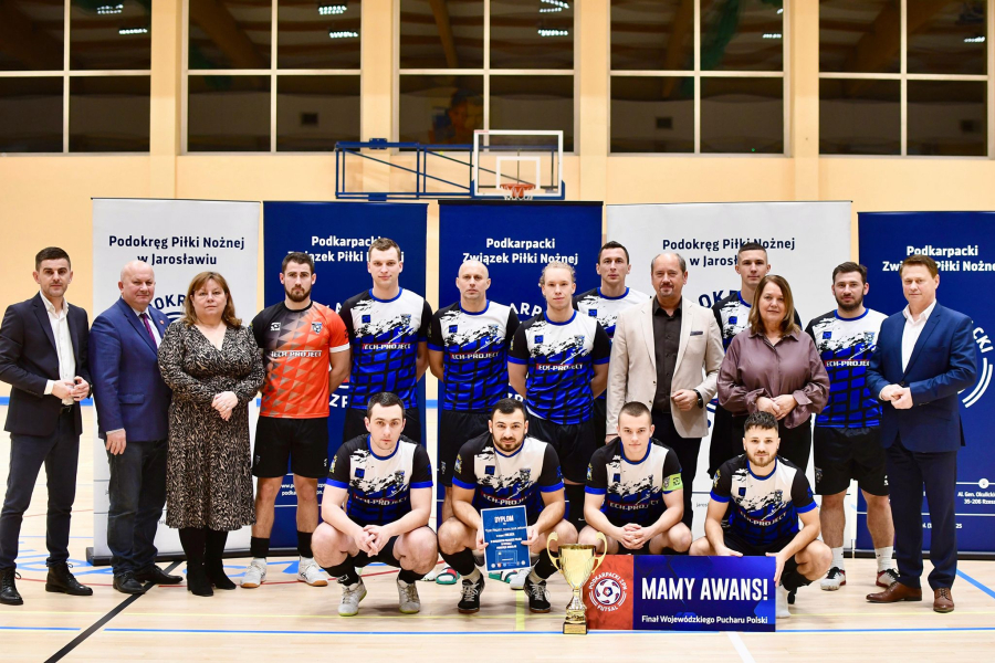 Futsalowy turniej w Lubaczowie i Łukawcu rozstrzygnięty. Puchar dla TECH-PROJECT