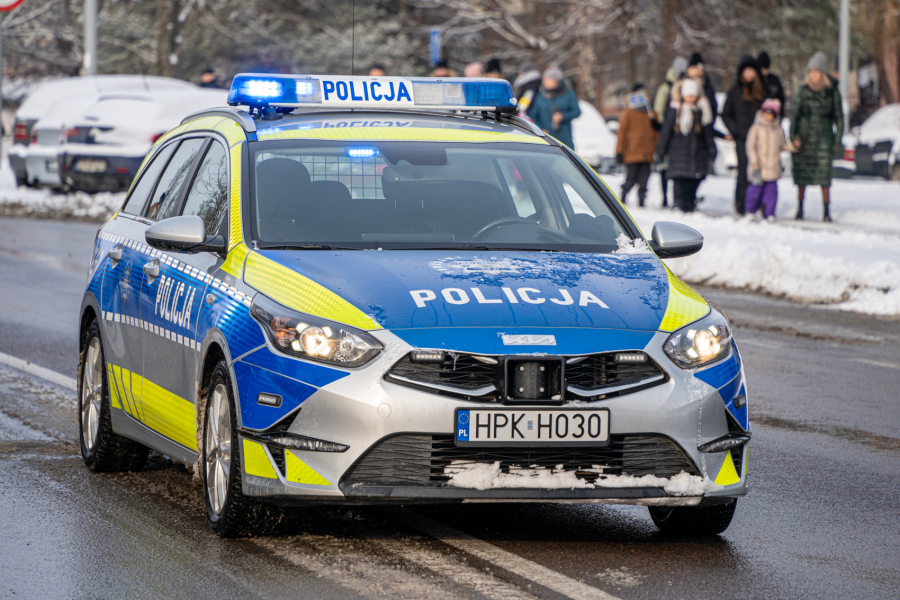 Nowe prawo drogowe już obowiązuje. Surowe kary za wyścigi, brawurę i łamanie zakazów