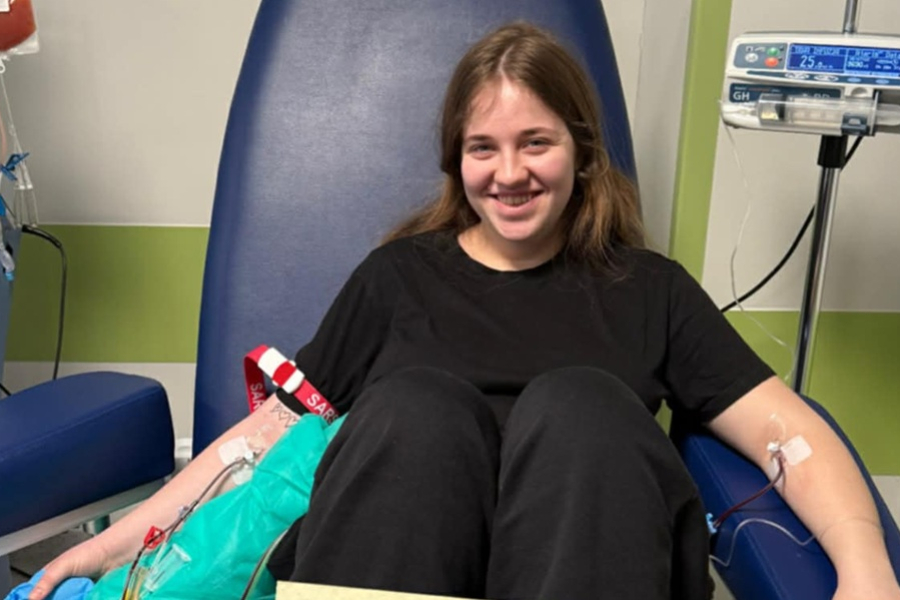 Od szkolnej akcji do realnej pomocy. Absolwentka ZSCKR w Oleszycach oddała szpik