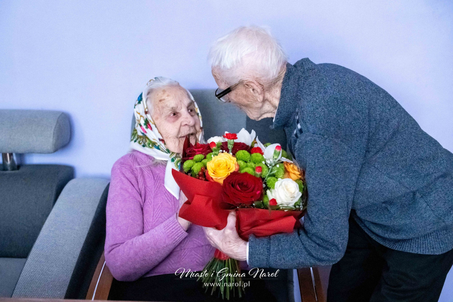 Wyjątkowy jubileusz w gminie Narol. Pan Bolesław świętował 100. urodziny! [ZDJĘCIA]