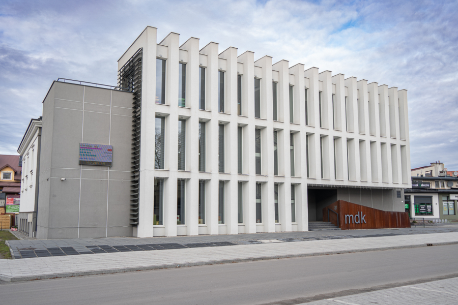 Słodko-gorzki recital na dwa serca w Miejskim Domu Kultury w Lubaczowie