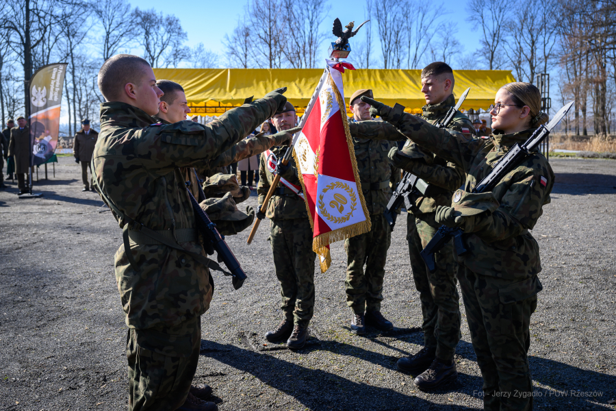 Ponad 70 nowych żołnierzy WOT złożyło przysięgę w Zarzeczu [ZDJĘCIA]