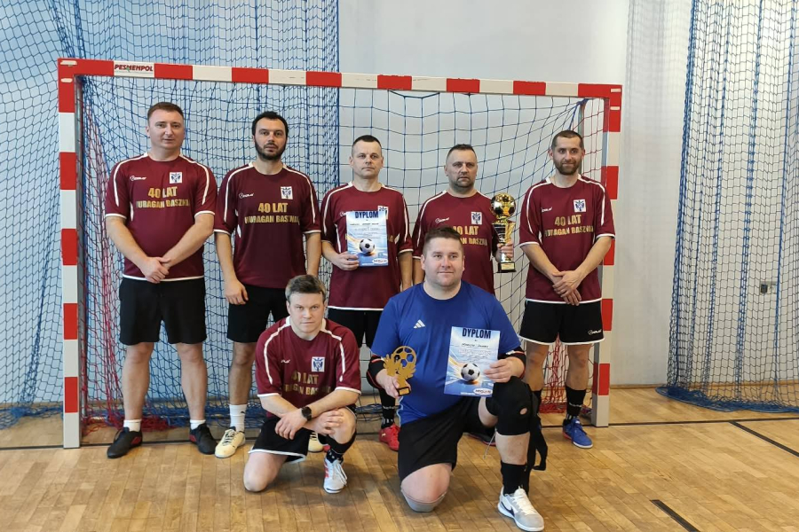 Puchar Burmistrza dla Huraganu Basznia Dolna. Oldboye zagrali dla Michalinki