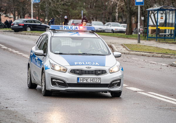 Ponad 1,5 promila i brak prawa jazdy. 33-latek zatrzymany przez policję