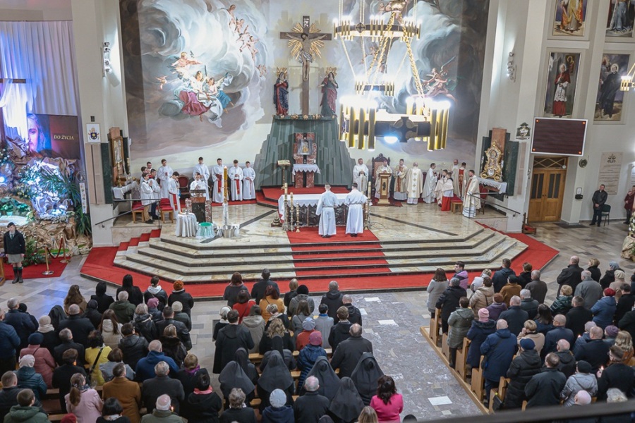 Triduum Paschalne w lubaczowskiej Konkatedrze [PROGRAM]