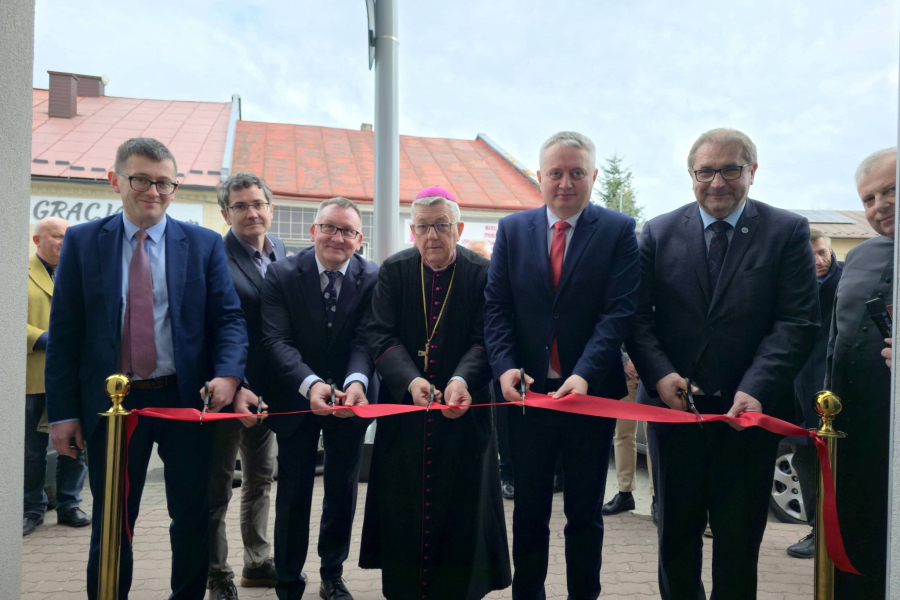 Dom Miłosierdzia otwarty w Lubaczowie. Nowe miejsce wsparcia dla potrzebujących