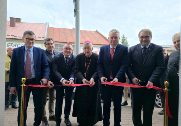 Dom Miłosierdzia otwarty w Lubaczowie. Nowe miejsce wsparcia dla potrzebujących