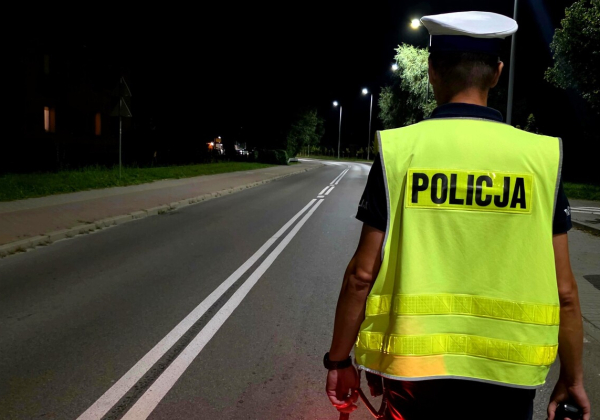 Kompletnie pijany jechał zygzakiem przez Basznię Dolną. Miał blisko 2 promile
