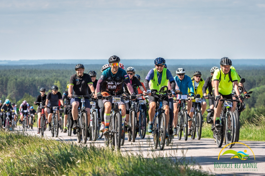 Wystartował Festiwal Turystyki Rowerowej. Uczestnicy odkrywali Roztocze [ZOBACZ ZDJĘCIA]