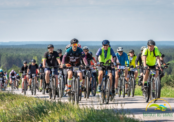 Wystartował Festiwal Turystyki Rowerowej. Uczestnicy odkrywali Roztocze [ZOBACZ ZDJĘCIA]