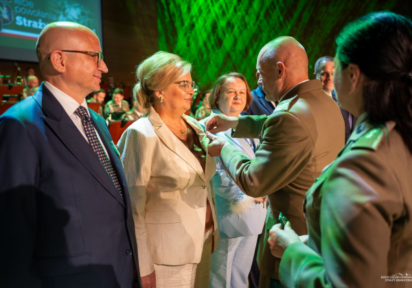 35-lecie Bieszczadzkiego Oddziału Straży Granicznej. Uhonorowano Barbarę Broź [ZDJĘCIA]